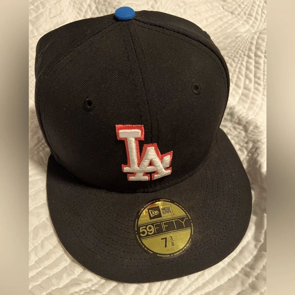 LA Dodgers $130 New Era 7 3/8 Fitted World Series 2020 Black Pink Yellow MagPark